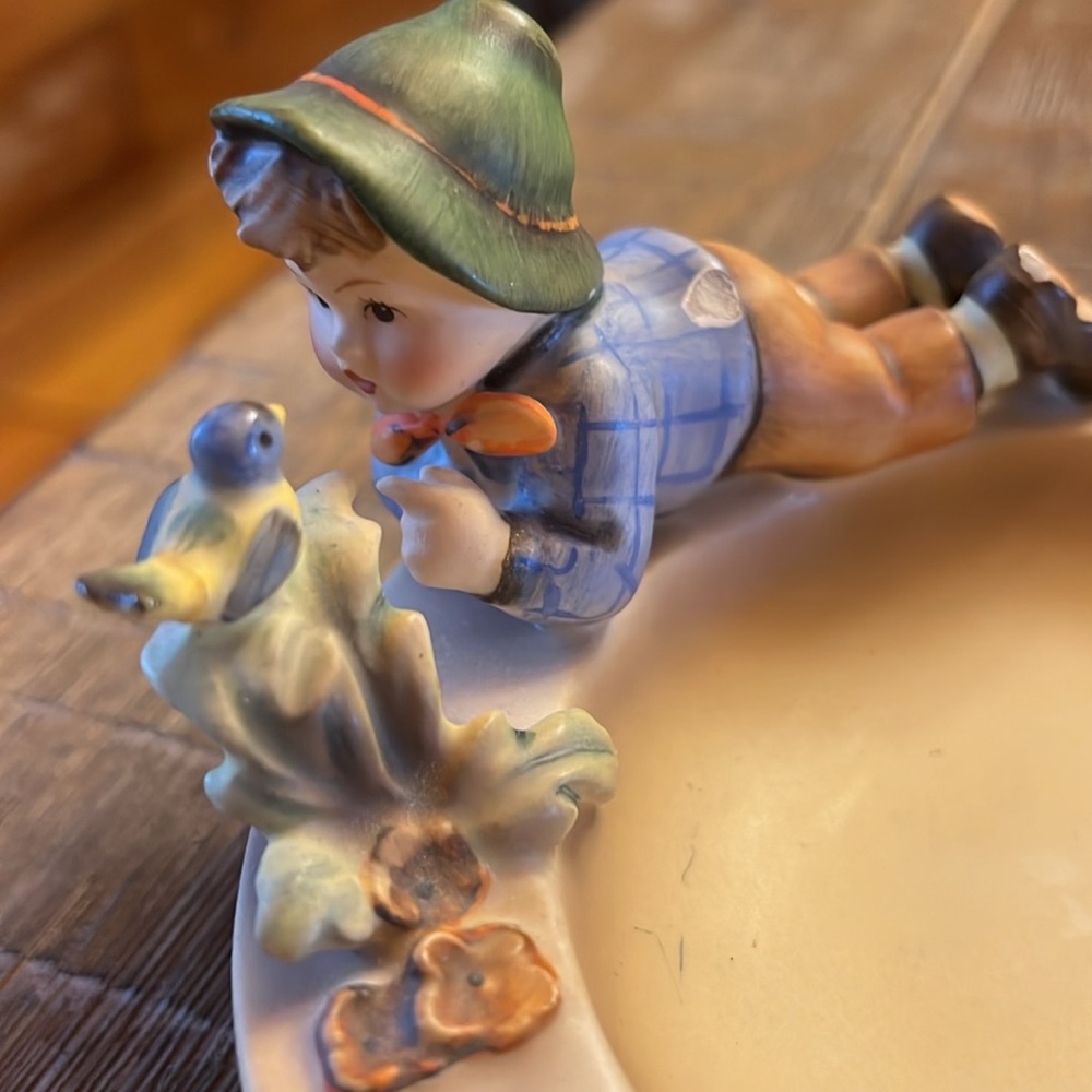 Hummel Boy & Bird